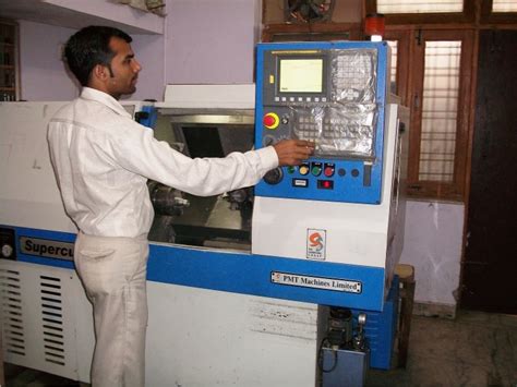 cnc machine institute in delhi|cnc training courses.